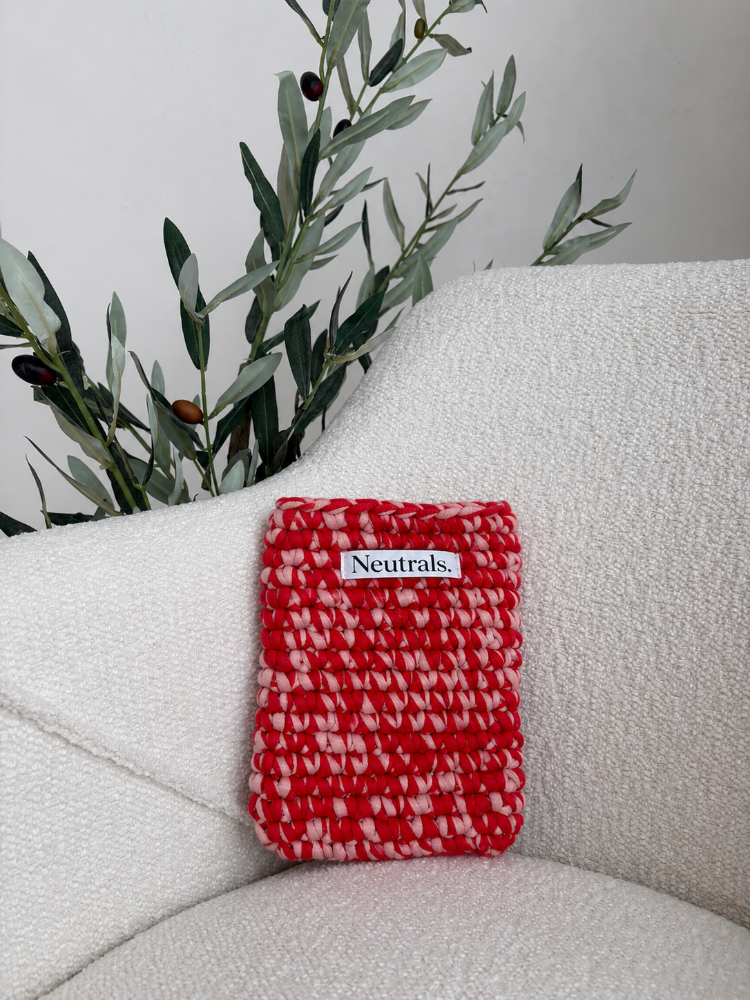 6-Inch Crochet Kindle Case – Soft, Handmade Cover l