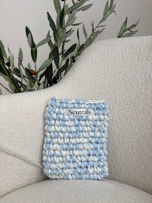 6-Inch Crochet Kindle Case – Soft, Handmade Cover