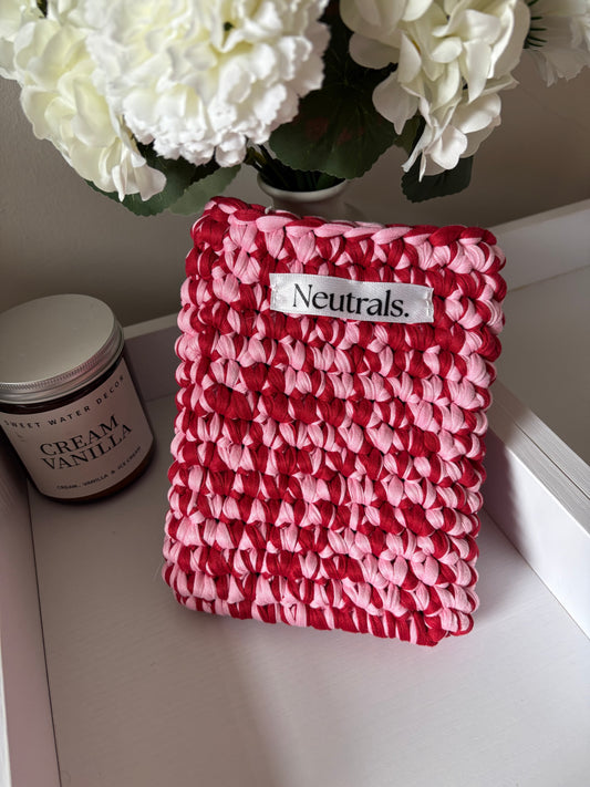 6-Inch Crochet Kindle Case – Soft, Handmade Cover