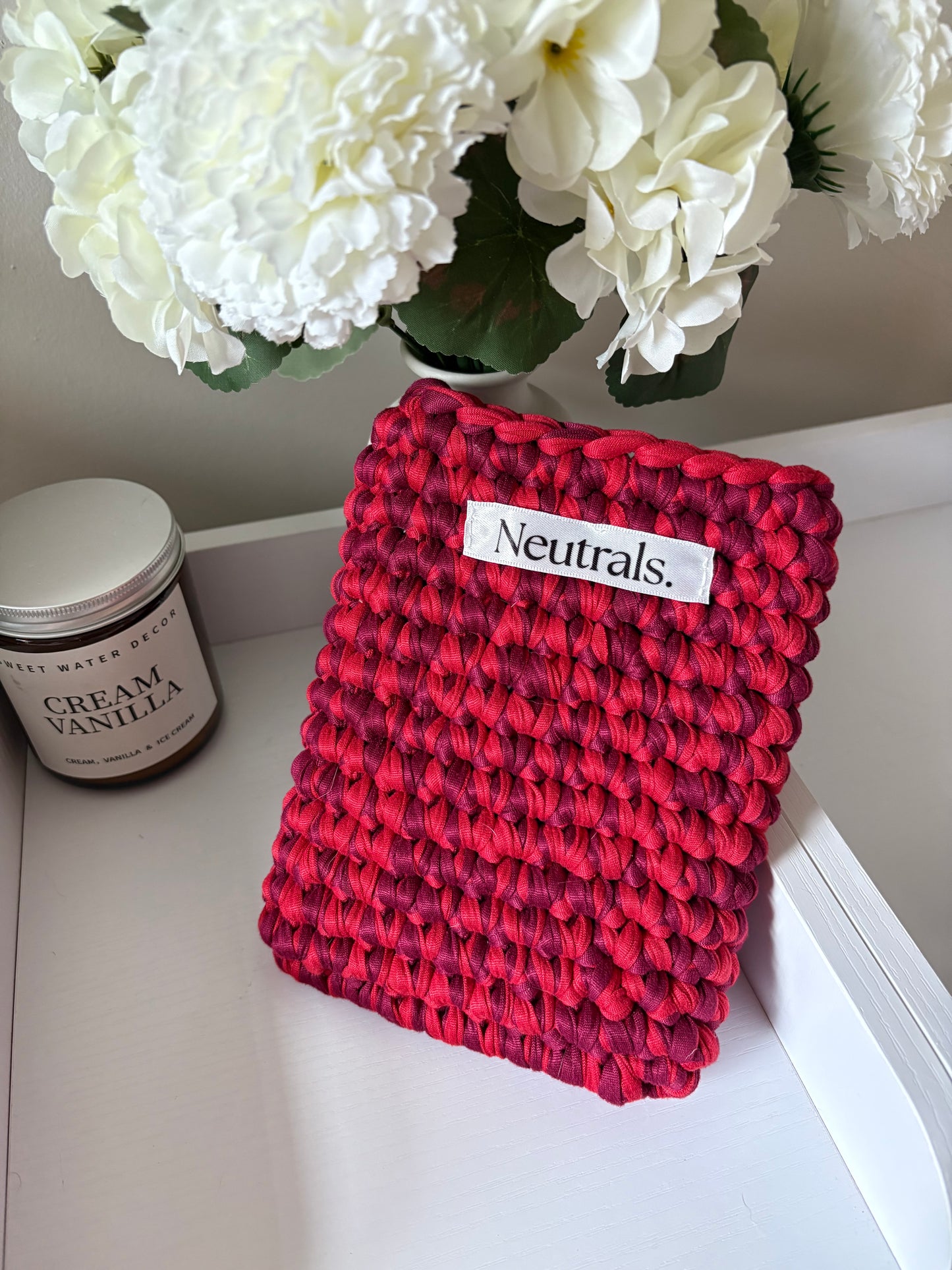 6-Inch Crochet Kindle Case – Soft, Handmade Cover