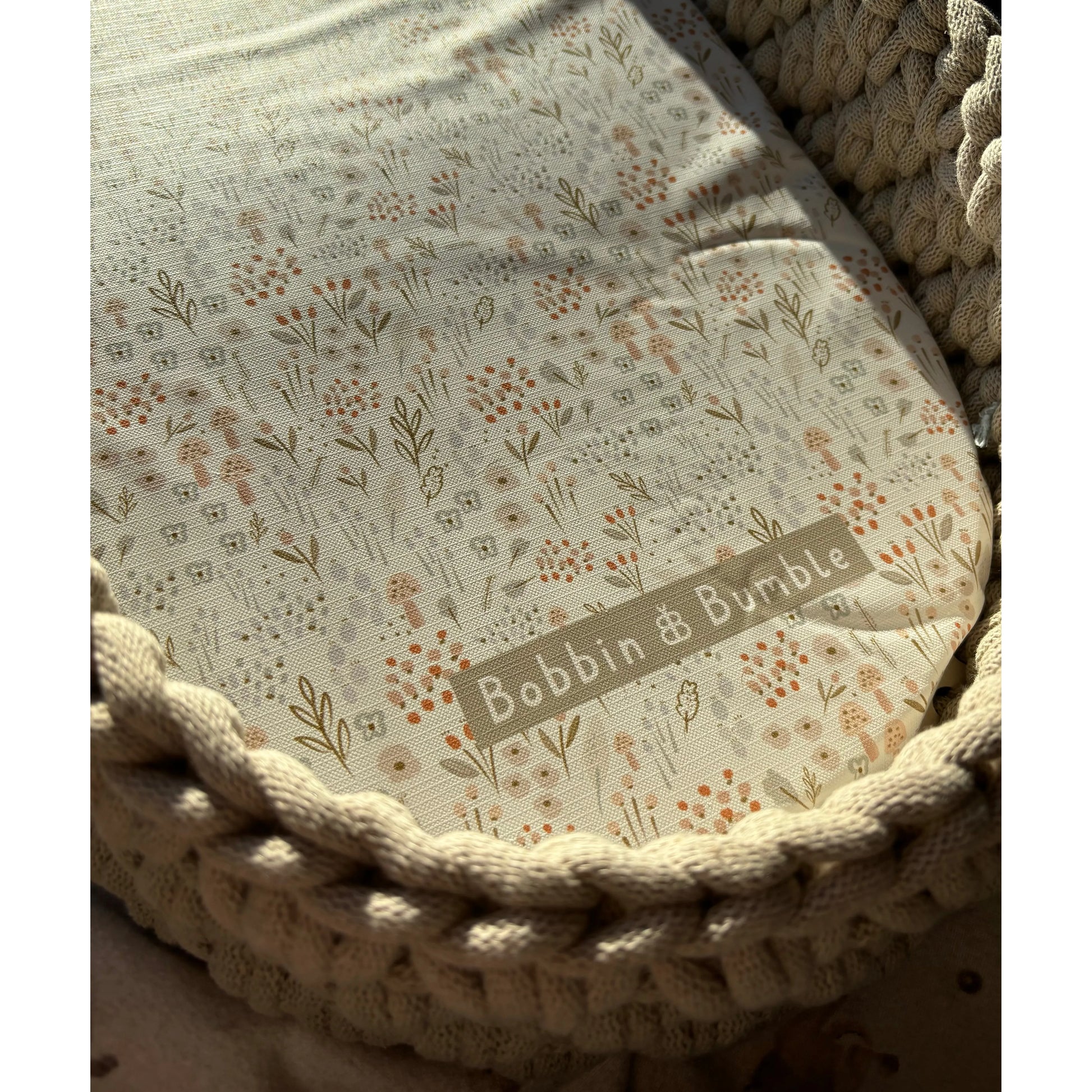 Close up of changing basket so you can see the detail