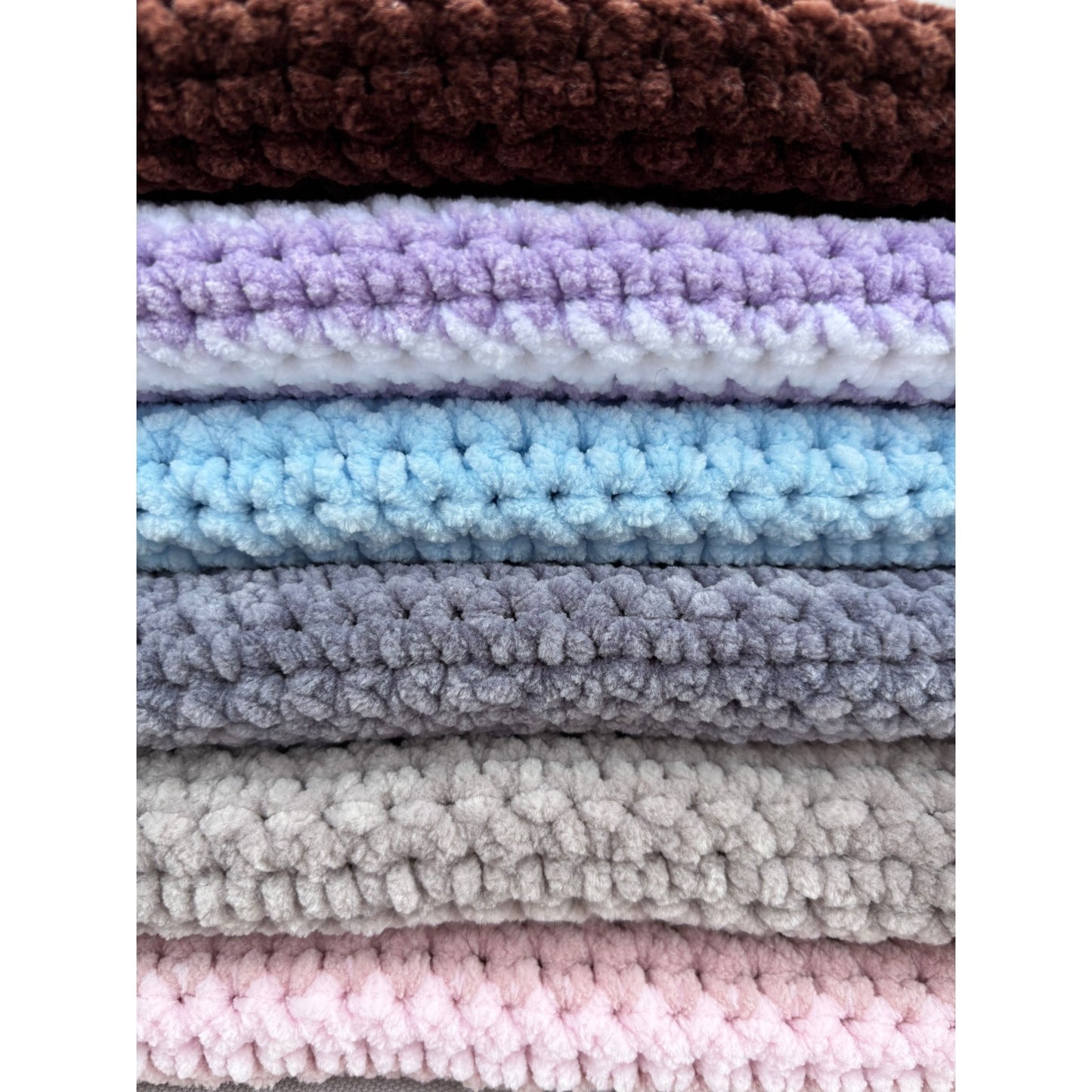 Chunky baby blanket – Handmade in Neutral Tones