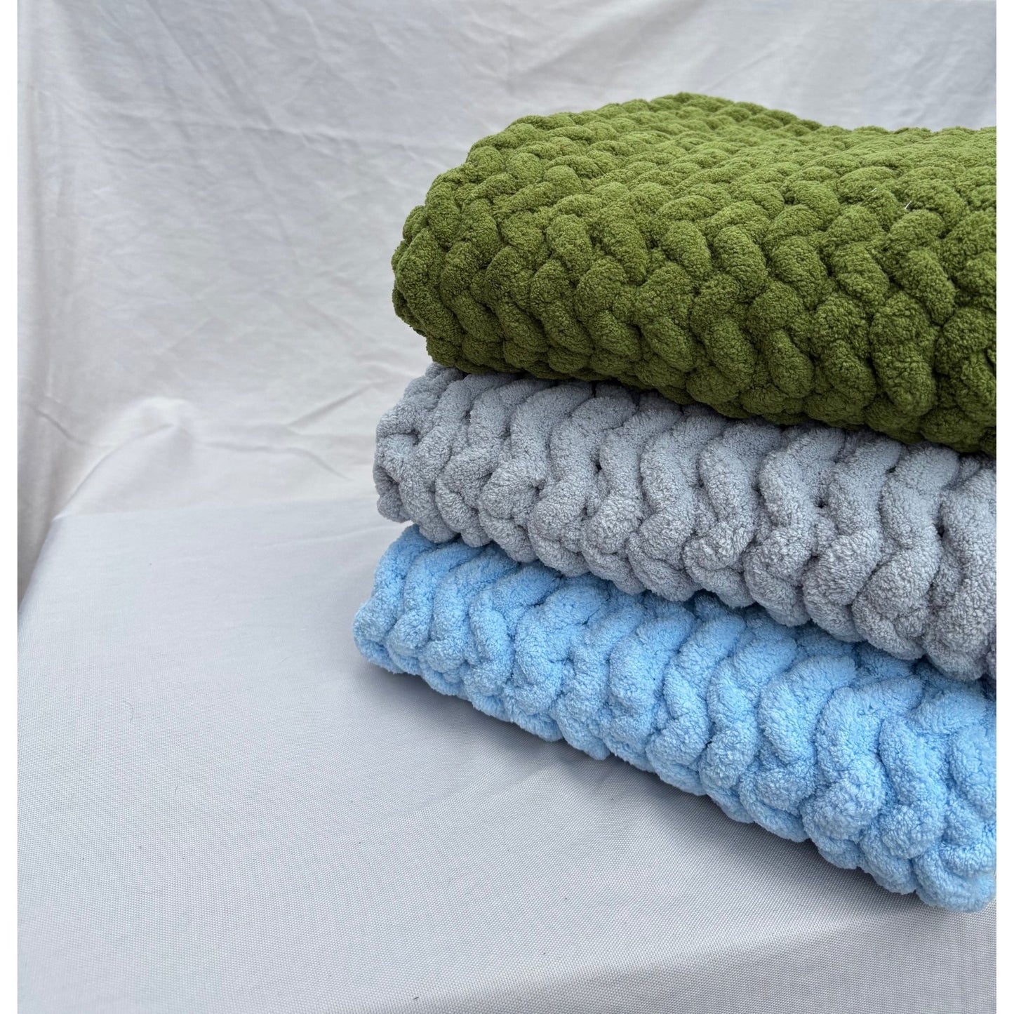 Super Chunky Crochet Blanket – Handmade in Neutral Tones